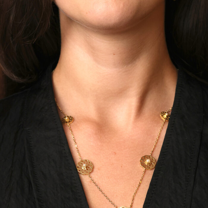 Muharraq Necklace with 5 Large Pearls