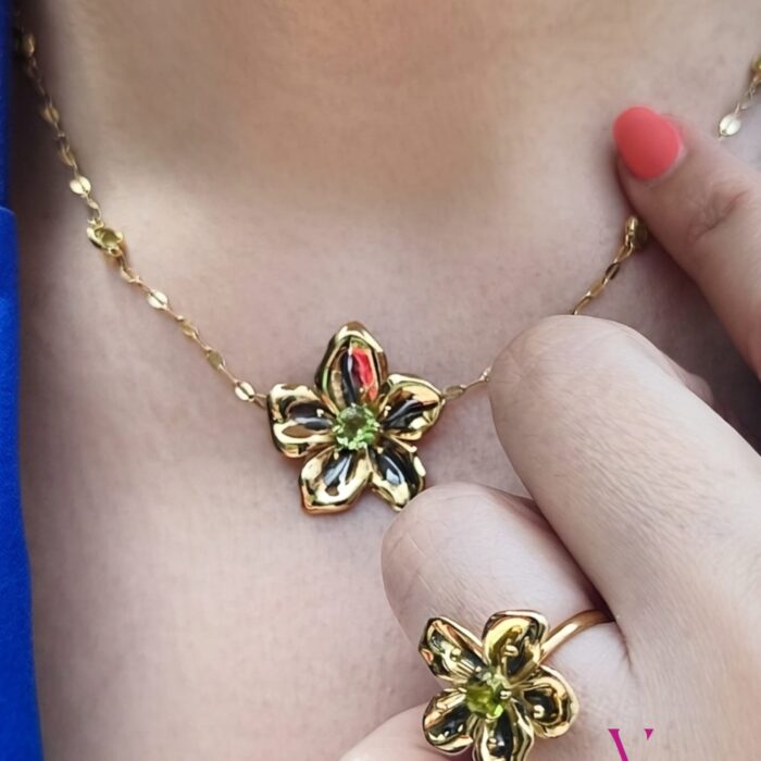 Signature Peridot Necklace